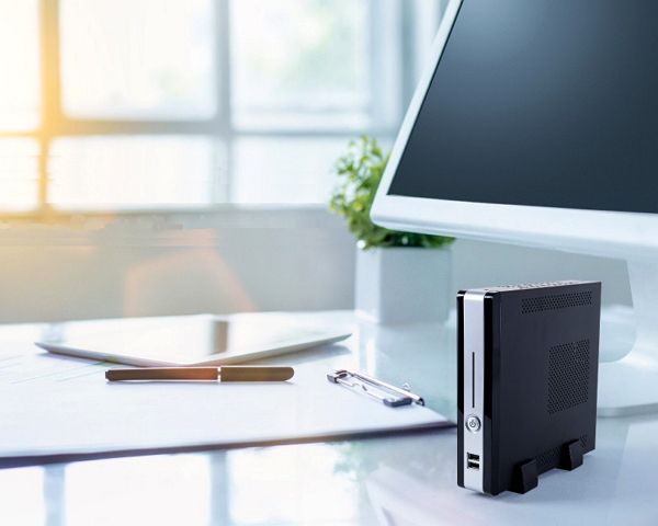 Low Power Fanless Intel Atom thin client with dual 4K display.